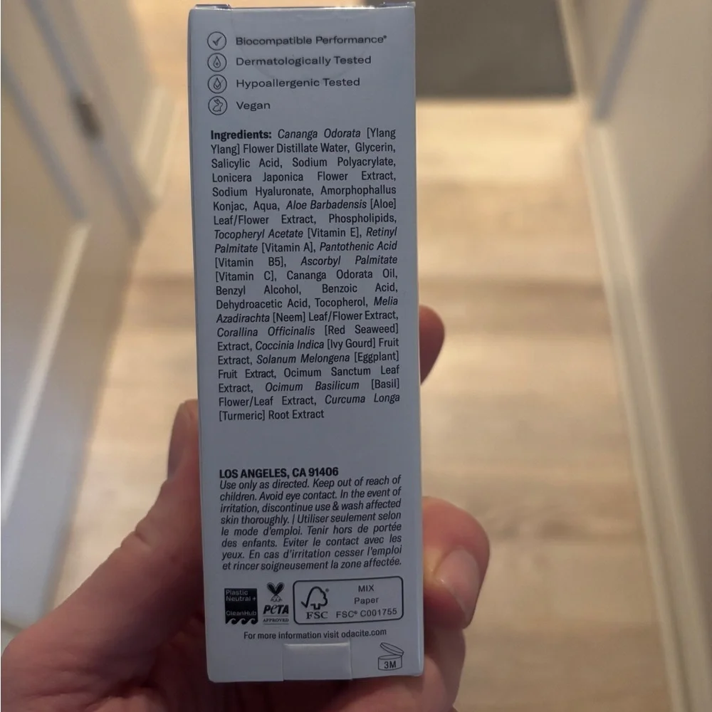 Odacite Clarifying Serum salicylic + hyaluronic acid